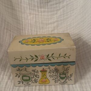 Vintage Decorative recipe Box with Floral Design